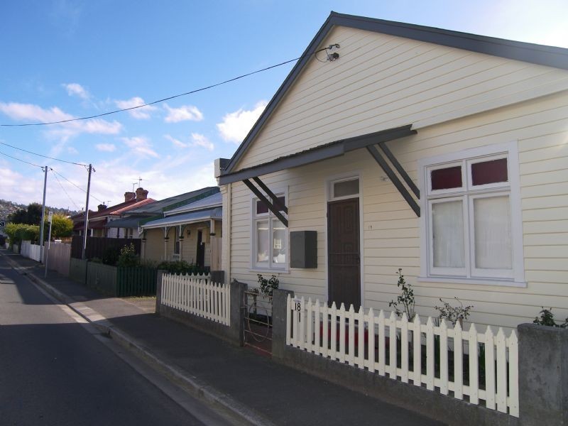 18 Bedford Street, Invermay TAS 7248