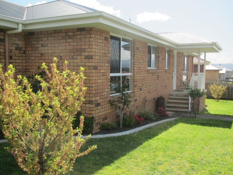 17 Burrows Street, Prospect Vale TAS 7250