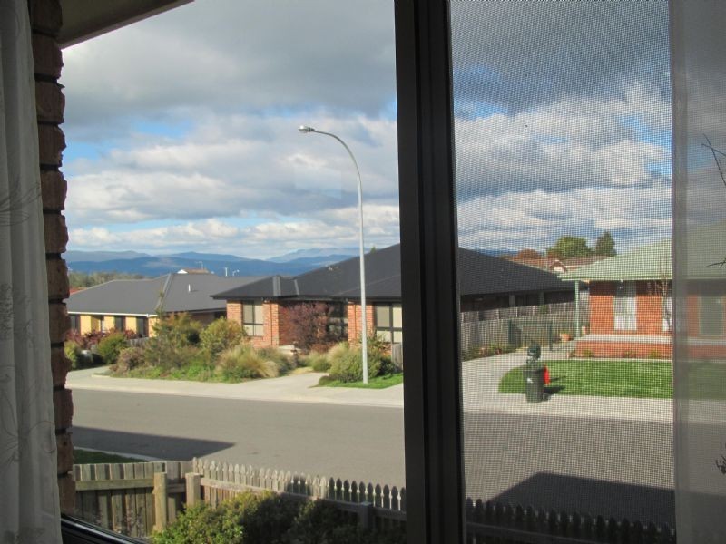 17 Burrows Street, Prospect Vale TAS 7250