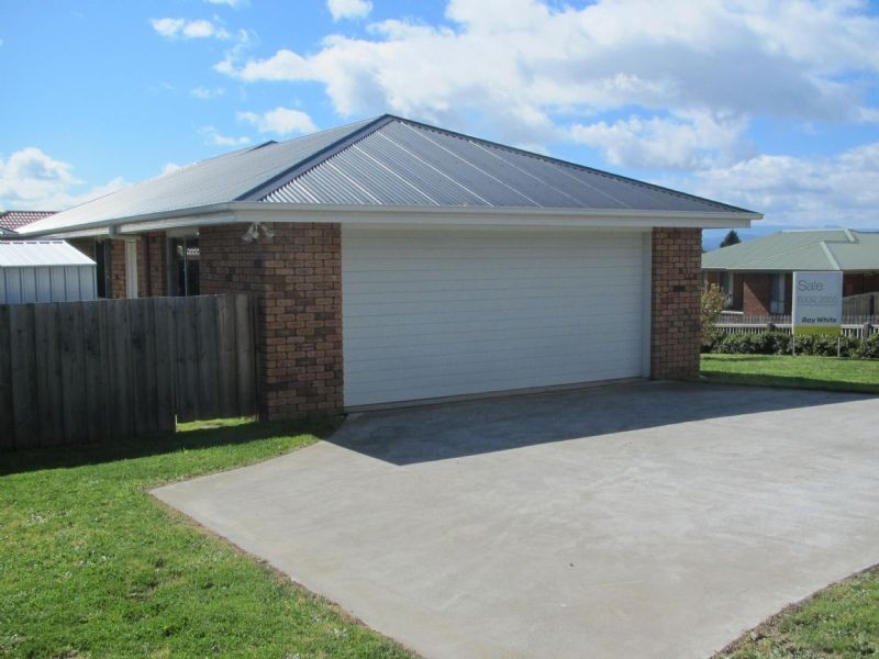 17 Burrows Street, Prospect Vale TAS 7250