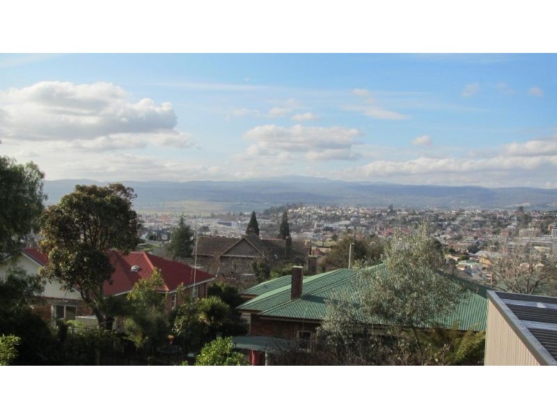 9 Granville Street, West Launceston TAS 7250