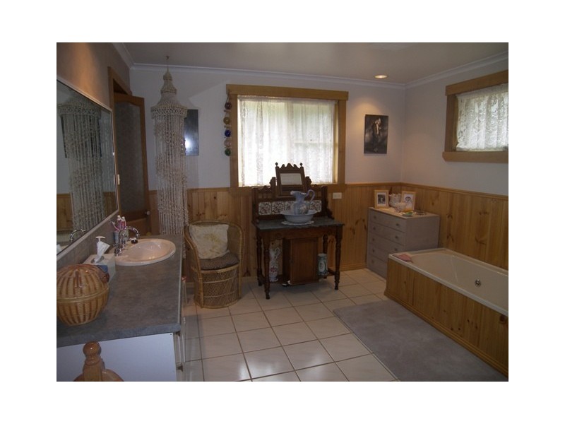 16 Summit Drive, Devon Hills TAS 7300