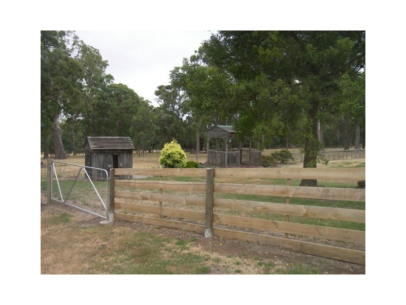 16 Summit Drive, Devon Hills TAS 7300