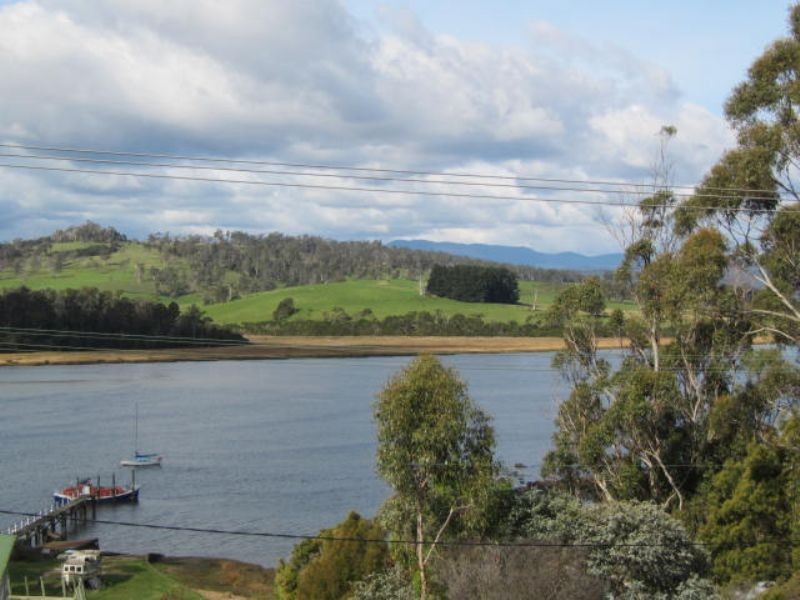 425 – 427 Rosevears Drive, Rosevears TAS 7277