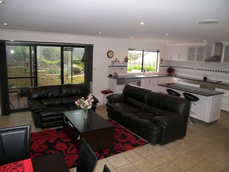 14 Myrtle Road, Youngtown TAS 7249