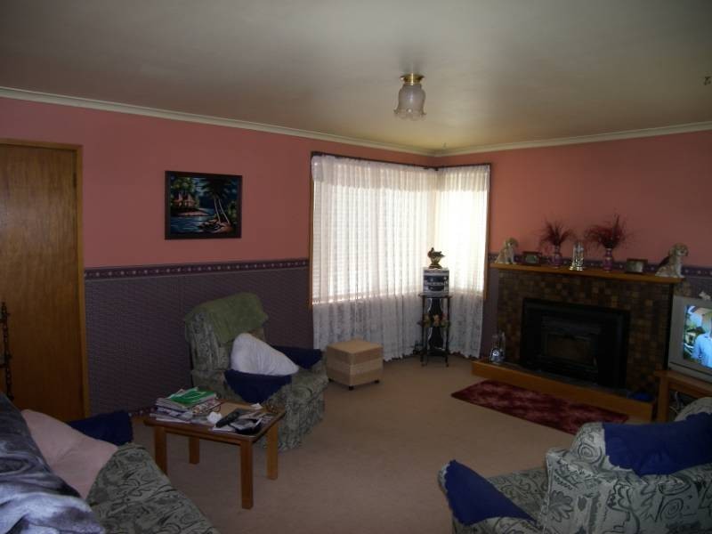 8 Parangana Place, Waverley TAS 7250