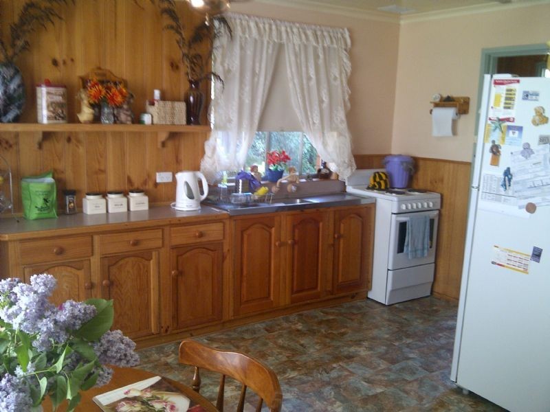 8 Parangana Place, Waverley TAS 7250