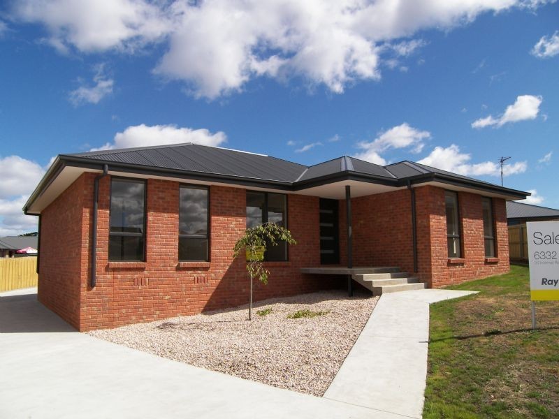 10 Evia Court, Newnham TAS 7248