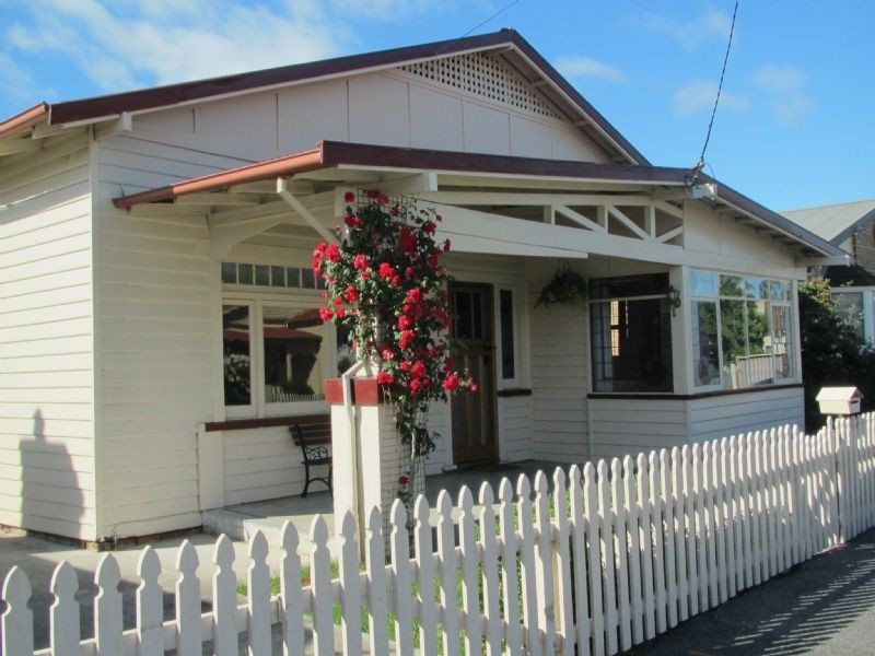 9 Waugh Street, Invermay TAS 7248