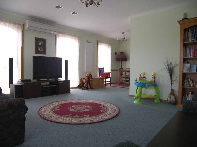 6 Walnut Grove, Summerhill TAS 7250