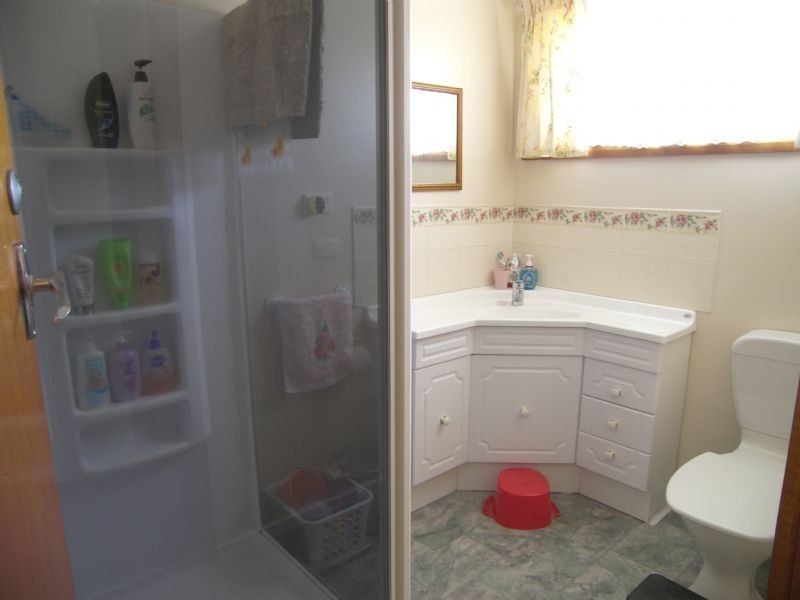 6 Walnut Grove, Summerhill TAS 7250