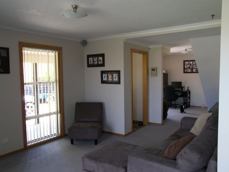 10 Drysdale Court, Newnham TAS 7248