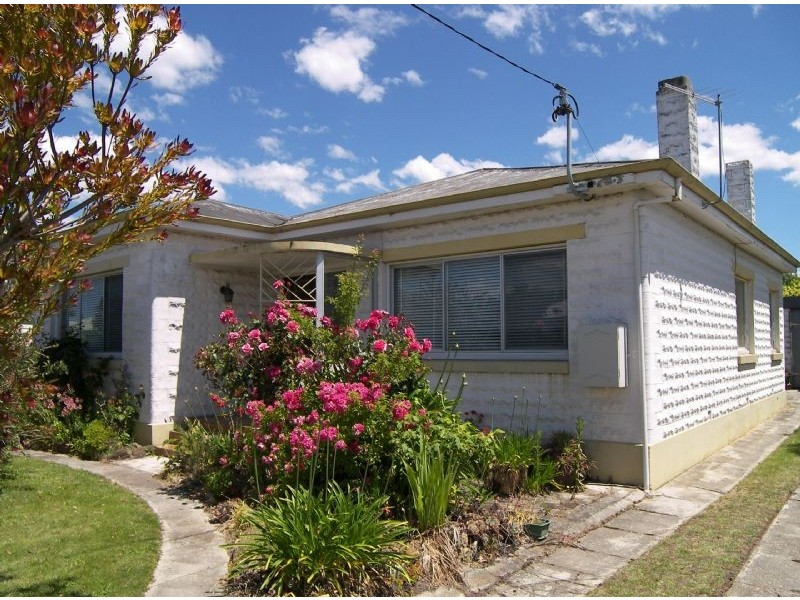 19  Mangin Street, Mowbray TAS 7248