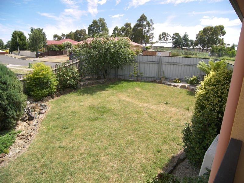 2 Picasso Place, Newnham TAS 7248