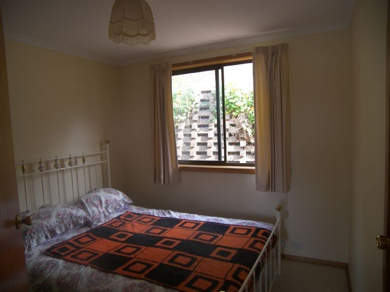 2 Winifred Circle, Riverside TAS 7250