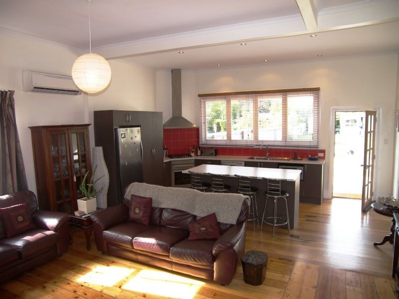 9 Henty Street, Invermay TAS 7248