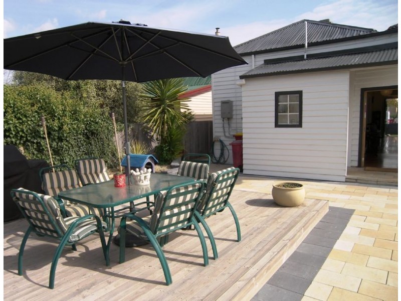 9 Henty Street, Invermay TAS 7248