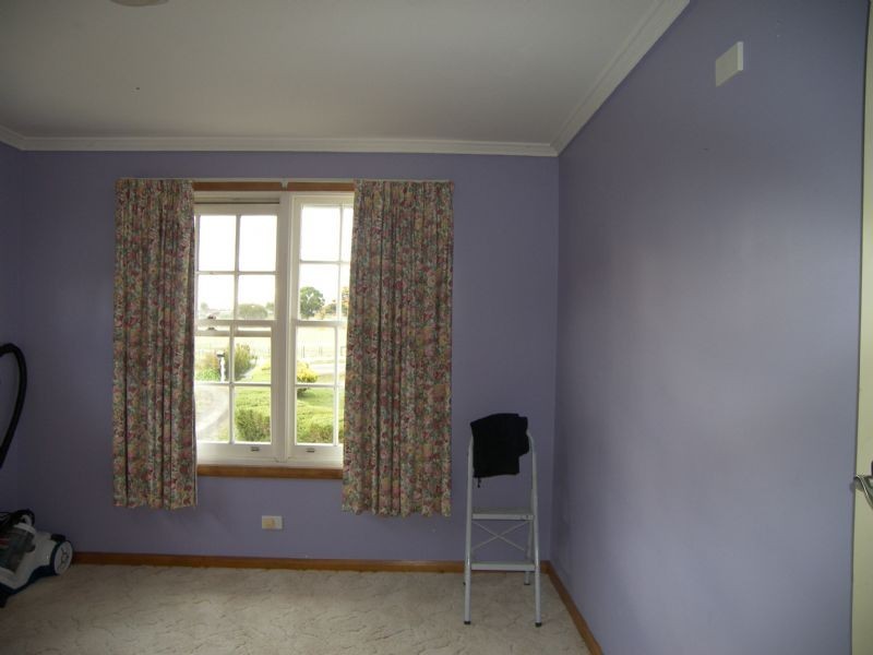 42 Veterans Row, Westbury TAS 7303