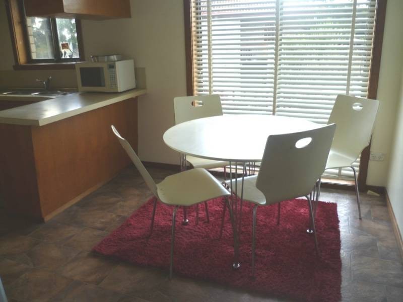 4/4 Alanvale Road, Newnham TAS 7248