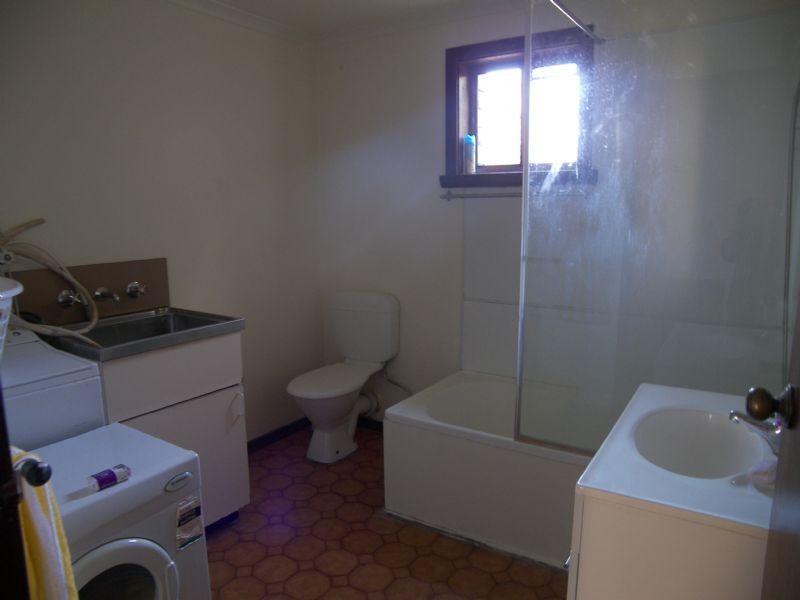 5/4 Alanvale Road, Newnham TAS 7248