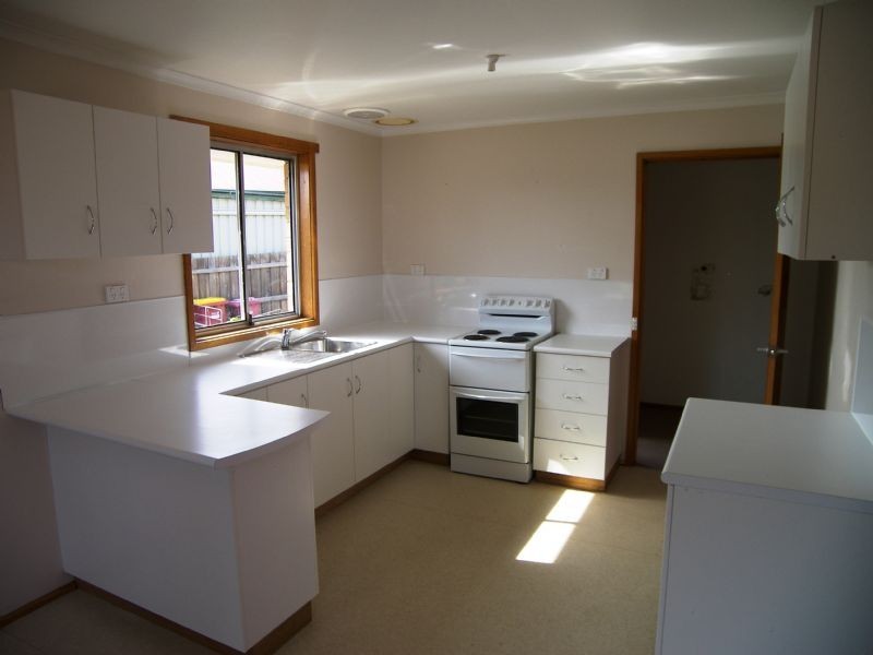 3 Leeander Crescent, Ravenswood TAS 7250