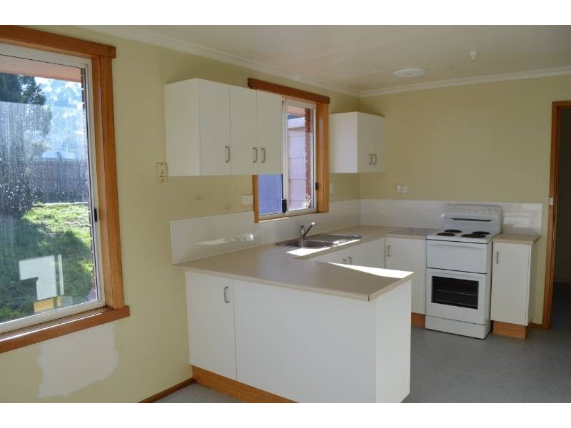 1 Tandara Street, Ravenswood TAS 7250