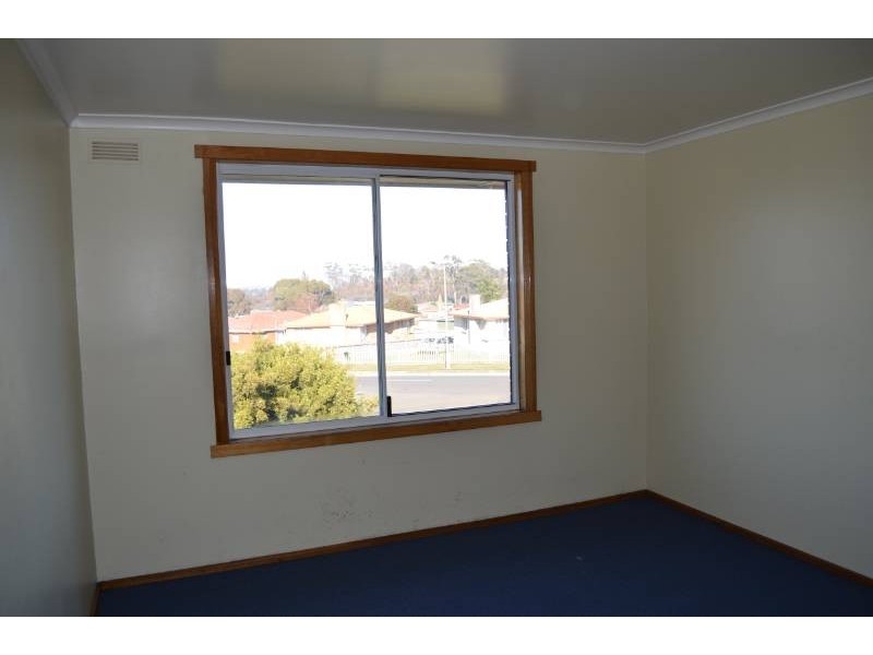 1 Tandara Street, Ravenswood TAS 7250