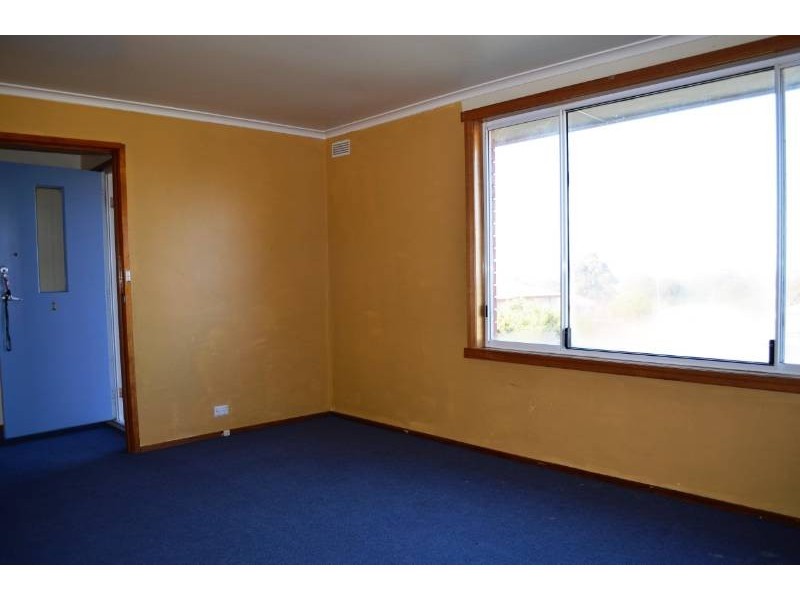 1 Tandara Street, Ravenswood TAS 7250