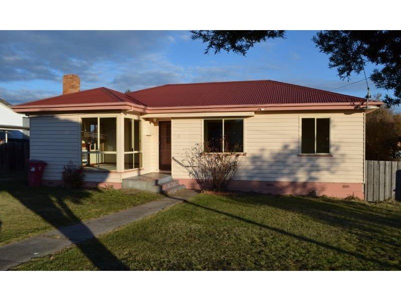11 Innaloo Street, Waverley TAS 7250