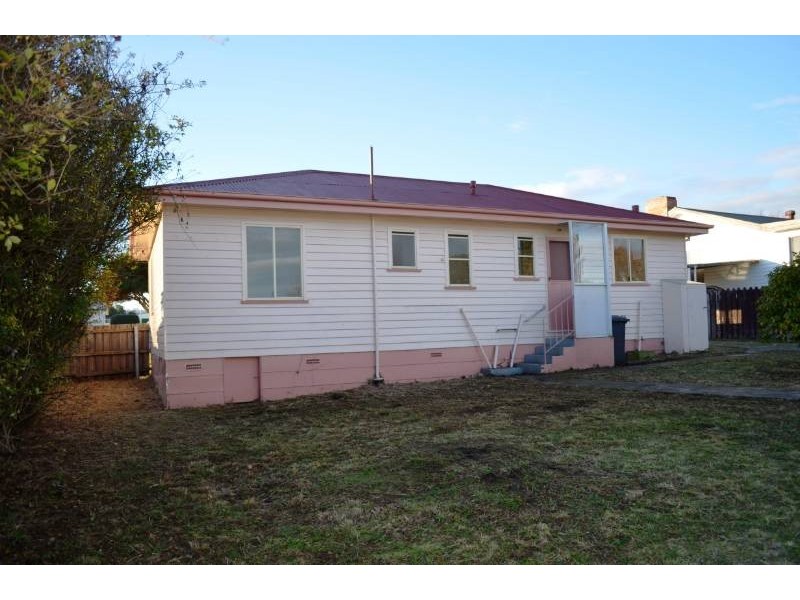 11 Innaloo Street, Waverley TAS 7250