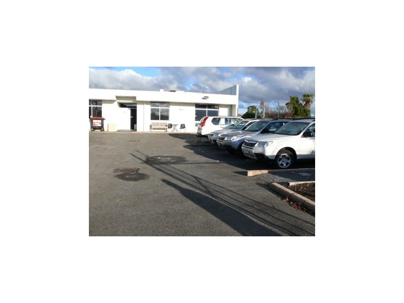 403 – 407 Invermay Road, Mowbray TAS 7248