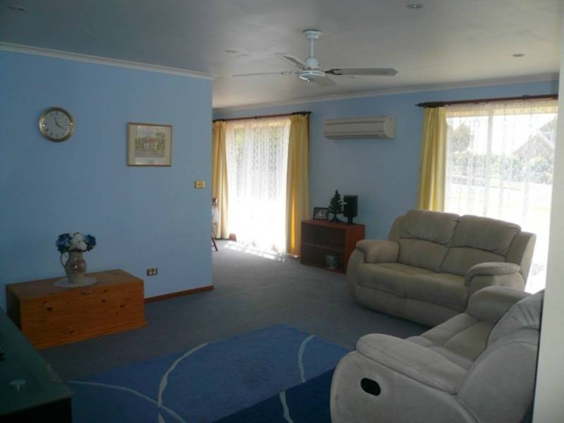 17 Mount Stuart Drive, Newnham TAS 7248