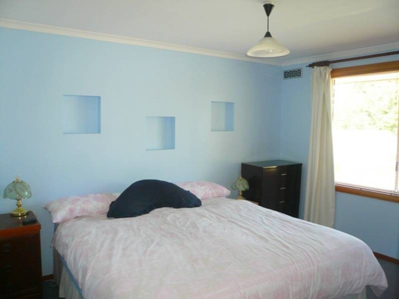 17 Mount Stuart Drive, Newnham TAS 7248