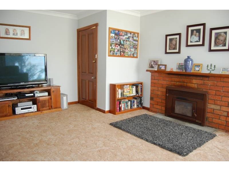 12 Mackay Street, Mayfield TAS 7248