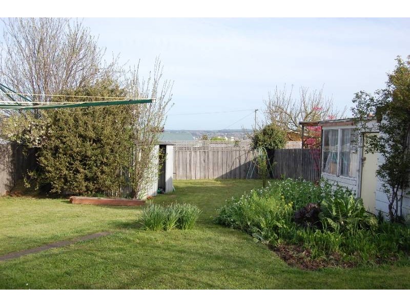 12 Mackay Street, Mayfield TAS 7248