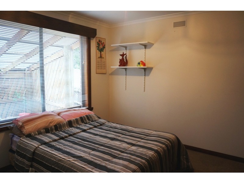 8 Bronzewing Avenue, Newnham TAS 7248