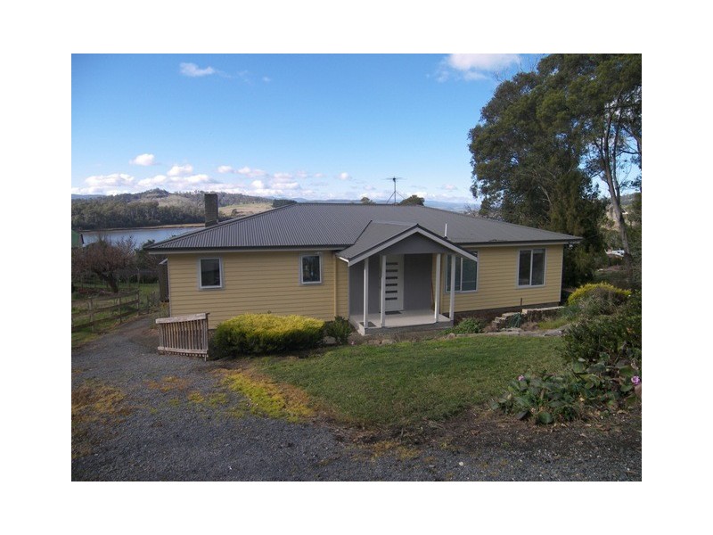 16 Paringa Avenue, Lanena TAS 7275