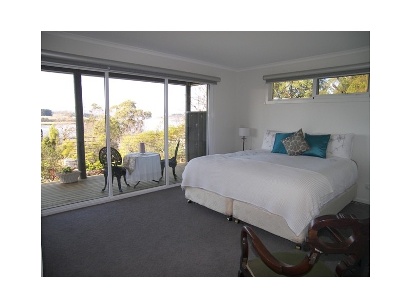 16 Paringa Avenue, Lanena TAS 7275