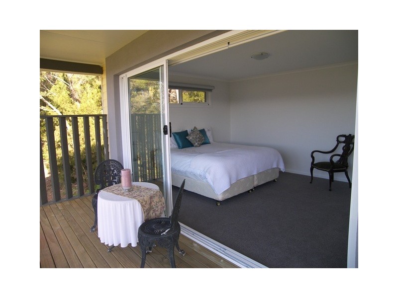 16 Paringa Avenue, Lanena TAS 7275