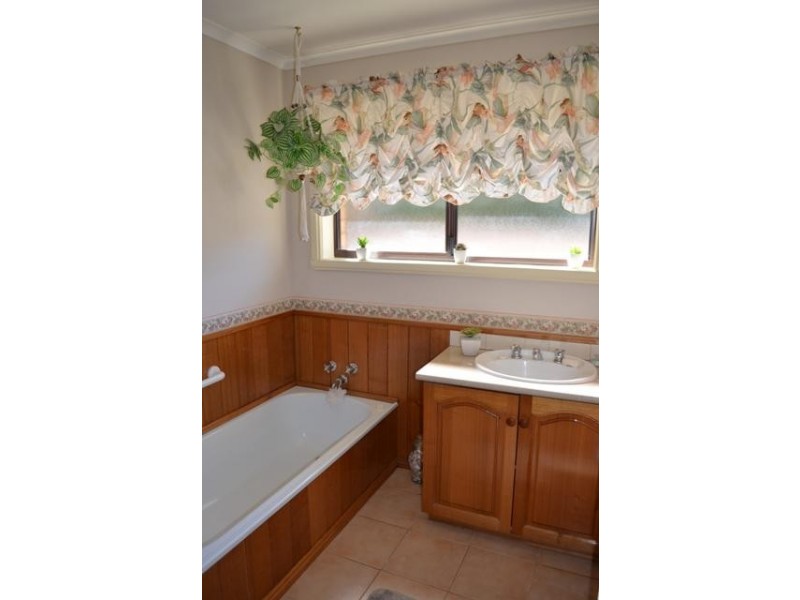 10 Village Court, St Leonards TAS 7250