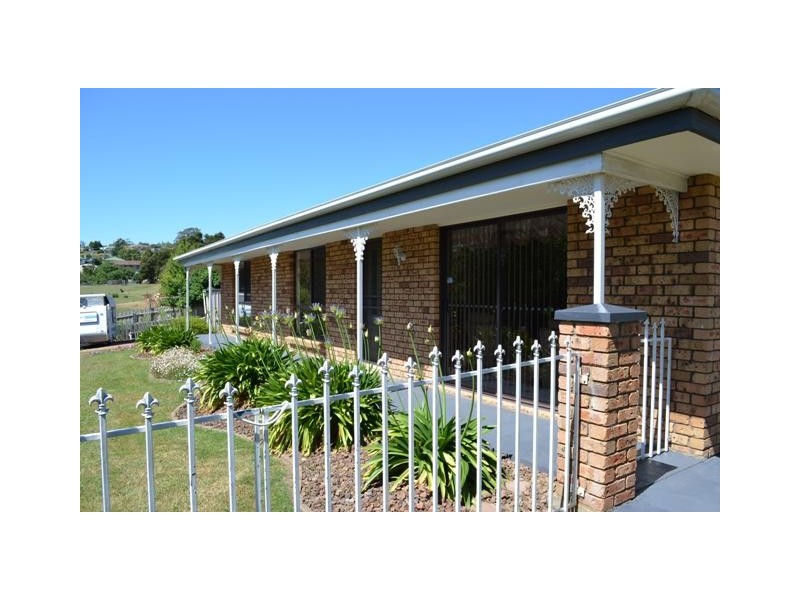 10 Village Court, St Leonards TAS 7250