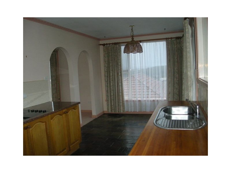 11 Kerran Crescent, South Launceston TAS 7249