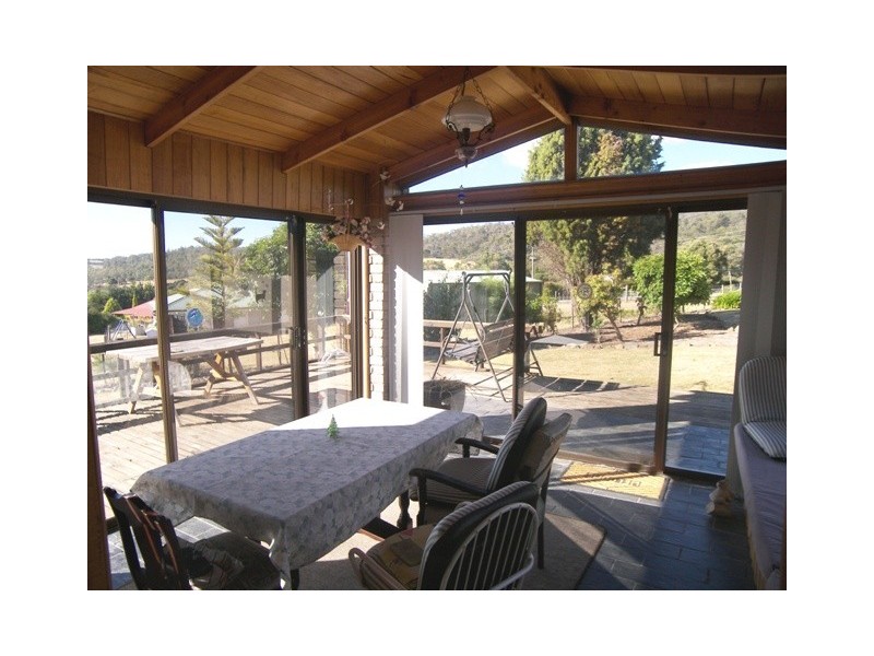 9 Swan Drive, Swan Bay TAS 7252