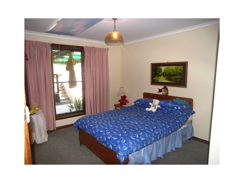 9 Swan Drive, Swan Bay TAS 7252