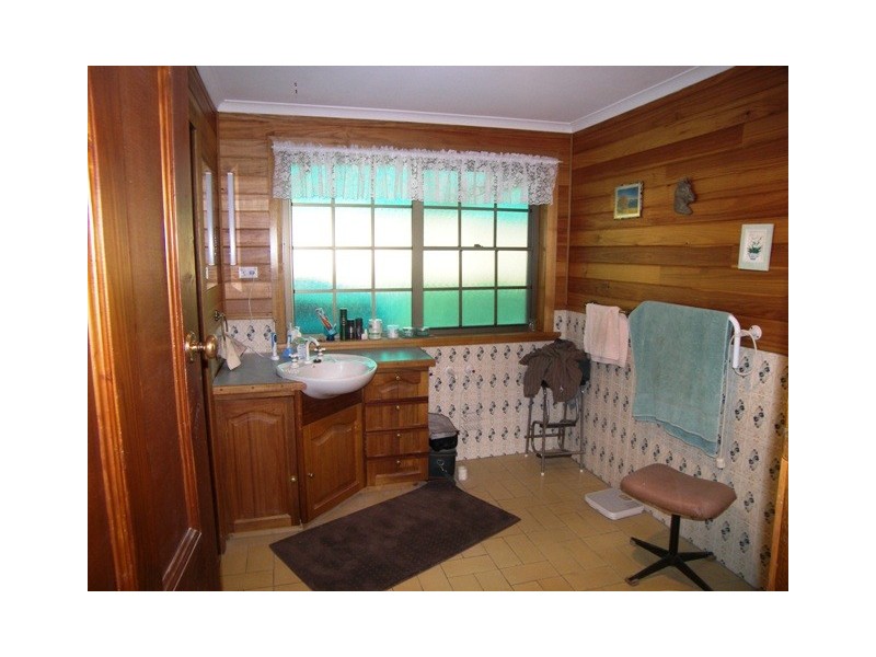 9 Swan Drive, Swan Bay TAS 7252