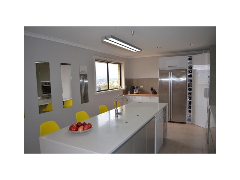 24 Whitford Grove, Trevallyn TAS 7250