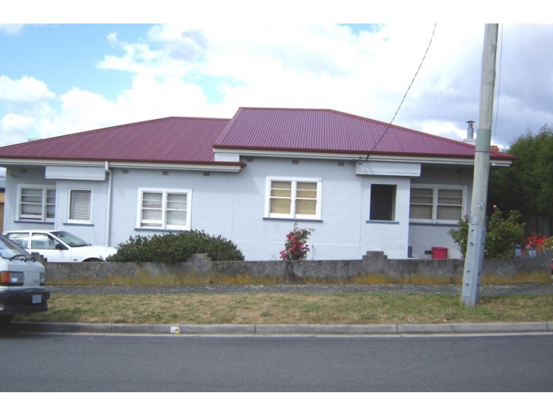2/16 Home Street, Invermay TAS 7248