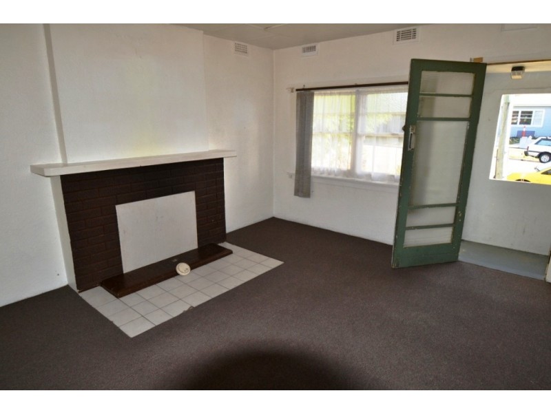2/16 Home Street, Invermay TAS 7248