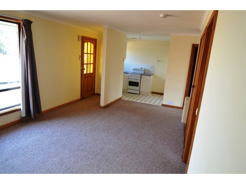 1/9 Belmont Court, Newnham TAS 7248