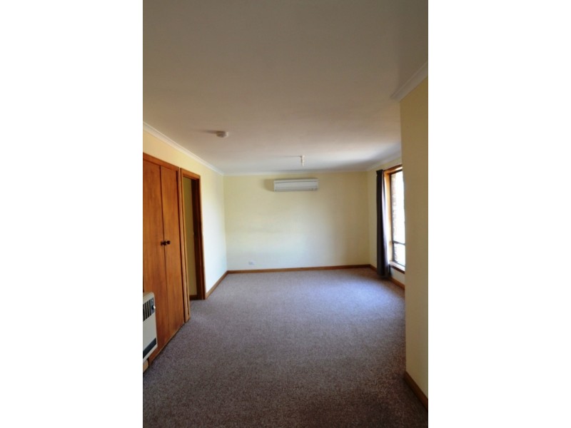 1/9 Belmont Court, Newnham TAS 7248